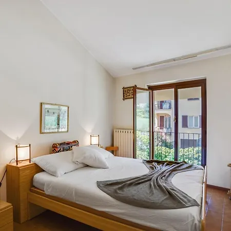 Cozy And Quiet On The Hills Of Lenno! Free Parking Nearby Lejlighed