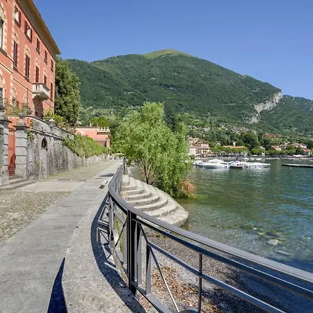 Cozy And Quiet On The Hills Of Lenno! Free Parking Nearby Lenno